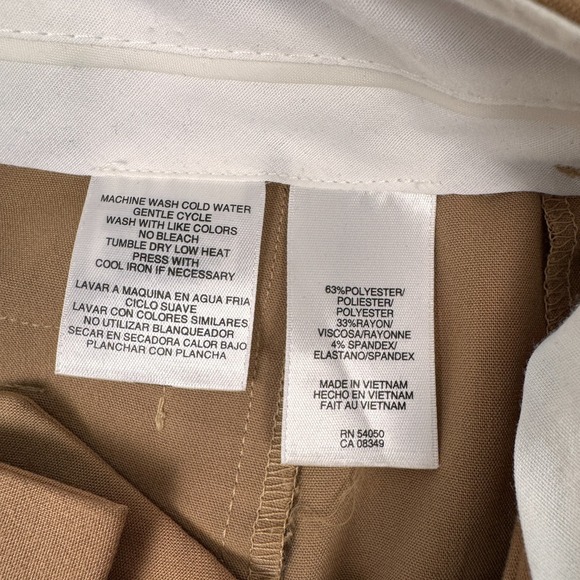 Jones New York – Size 10P Stretch Beige Pants - Picture 4 of 6